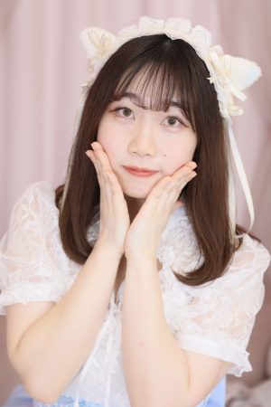 しろ